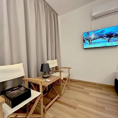 Apartment Queen Regina By Platform 357 *