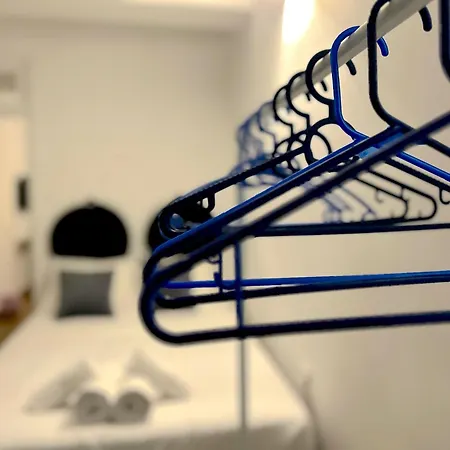 Queen Regina By Platform 357 Apartment