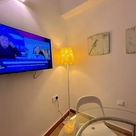 Apartment Queen Regina By Platform 357 Nicosia