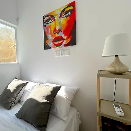 Apartment Queen Regina By Platform 357 Nicosia