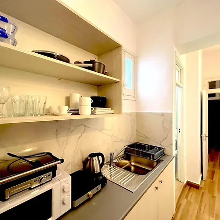 Apartment Queen Regina By Platform 357 *
