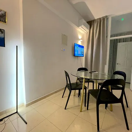 Queen Regina By Platform 357 Apartmán